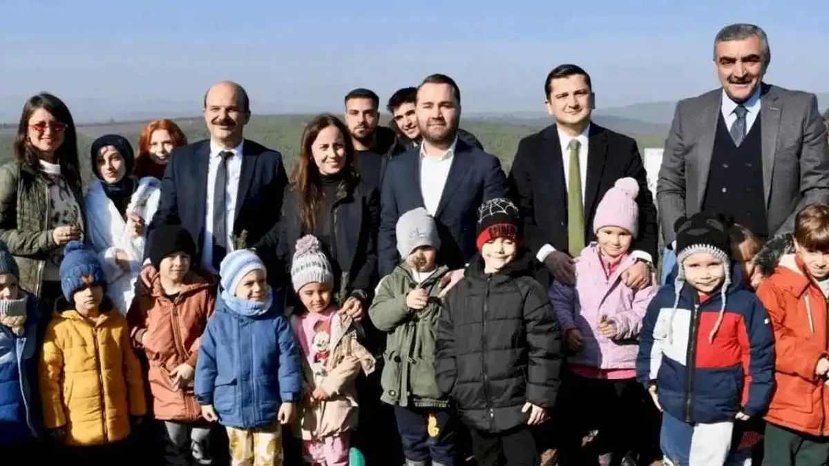Balıkesir’e 100 bin ağaç kazandırdılar