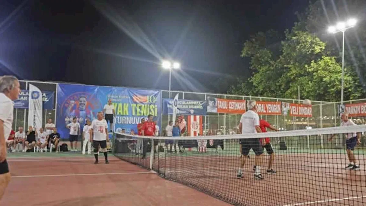 Antalya Büyükşehir’den Metin Ünal’a vefa: Ayak Tenisi Turnuvası Başladı