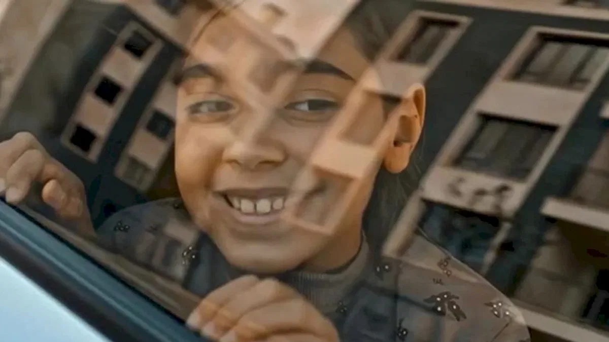 Bakan Kurum, Simge Sağın'ın 'Gün Ağarır' ağıdını paylaştı