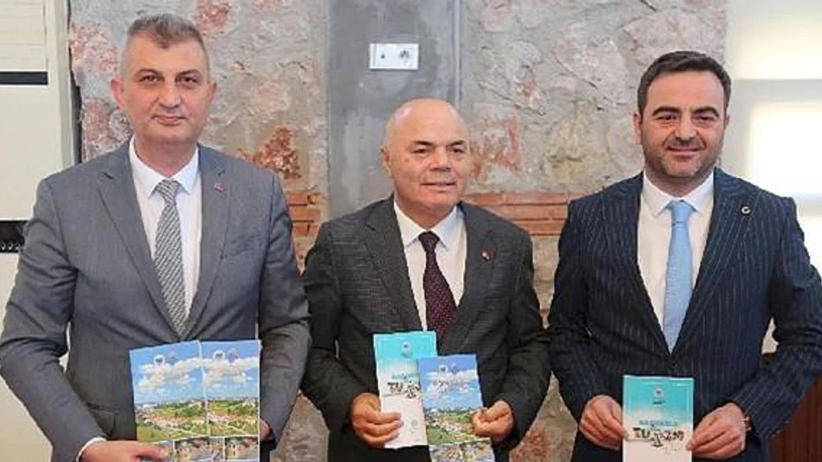 Gölcük ve Başiskele Turizm Rehberleri Tanıtıldı