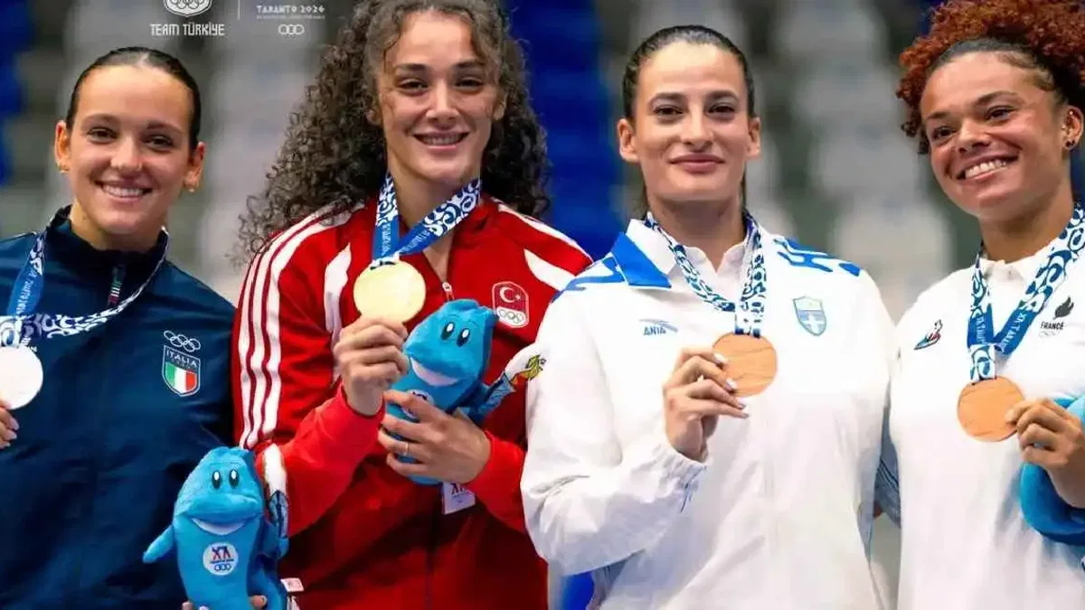 İBB sporcuları Akdeniz Oyunları'nda madalyaları topladı