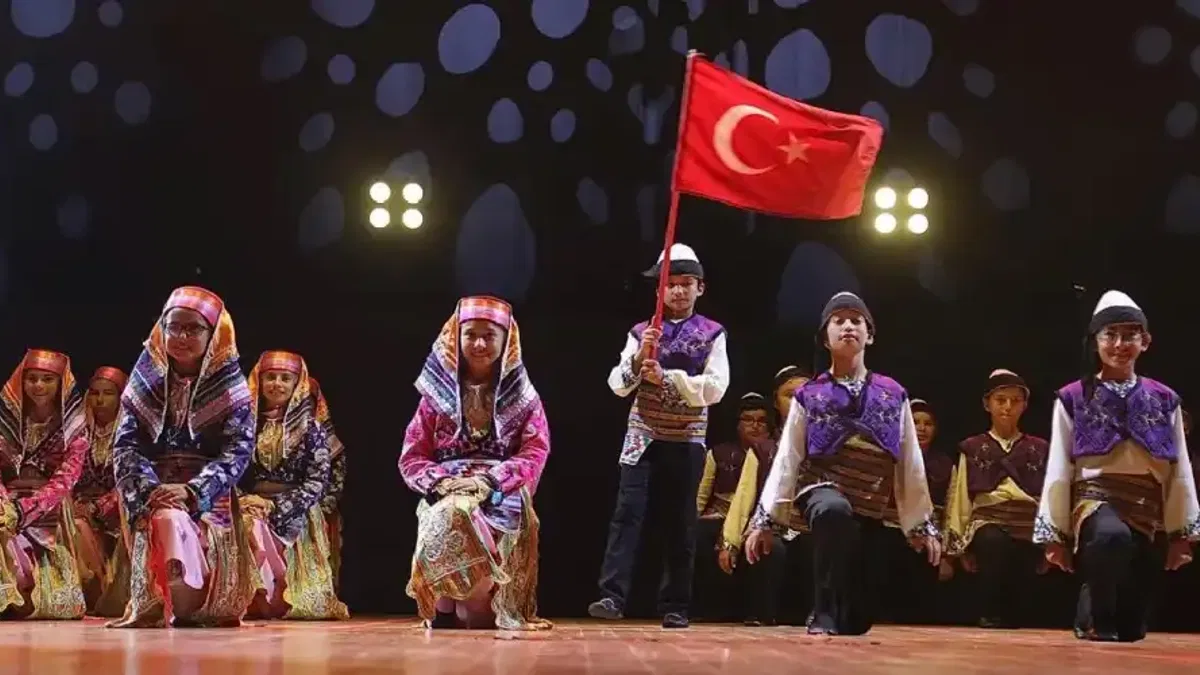 Konya'da 'Halk Oyunları' heyecanı