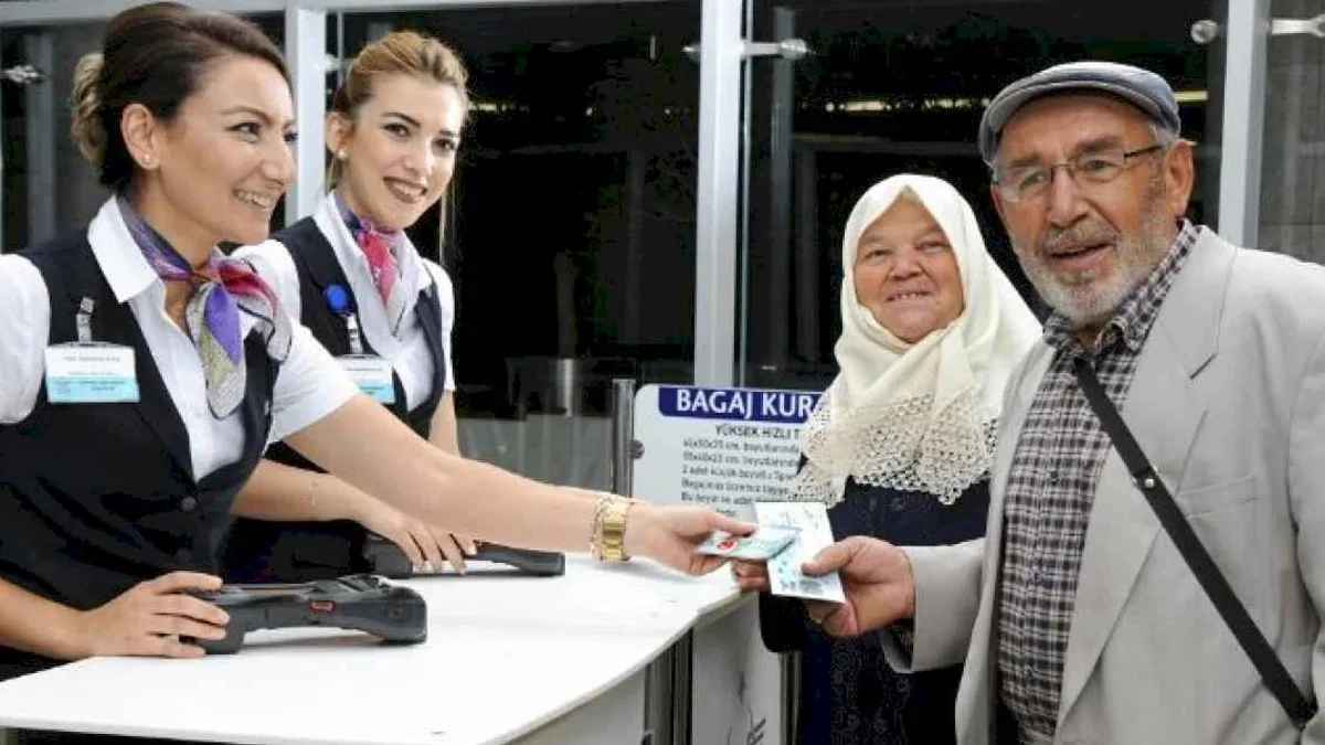 350 bini aşkın emekli indirimli seyahat etti