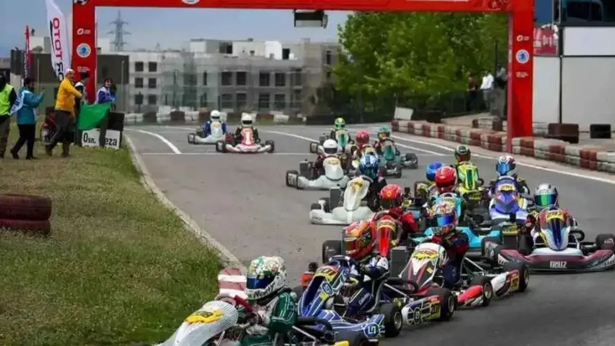 Karting heyecanı Tuzla'da yaşandı