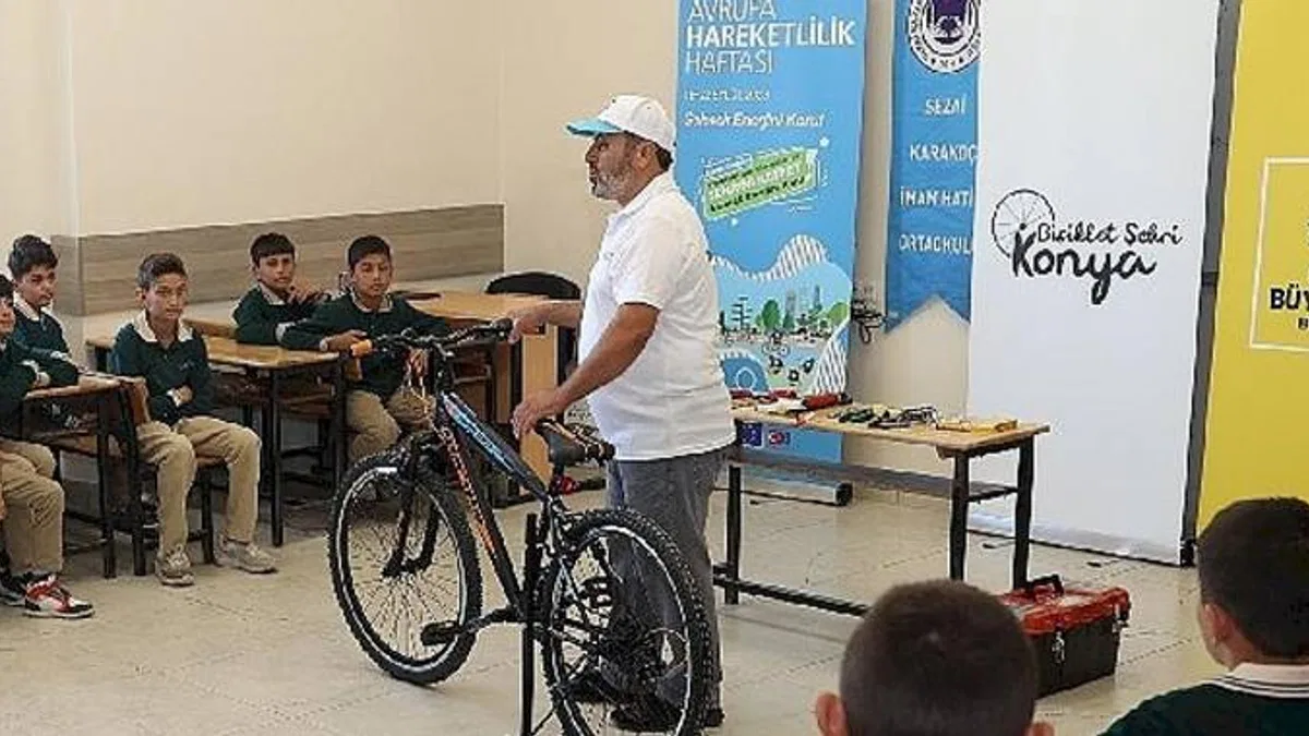 Konya Büyükşehir Okullarda Bisiklet Tamir ve Bakım Eğitimleri Veriyor