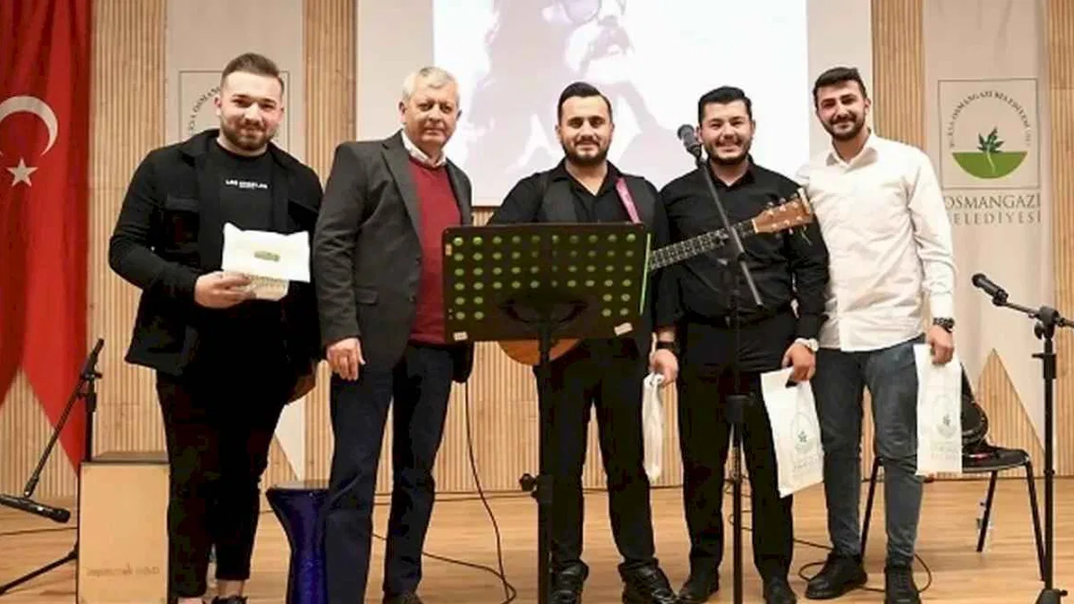 Bursa Osmangazi Belediyesi Cem Karaca’yı andı