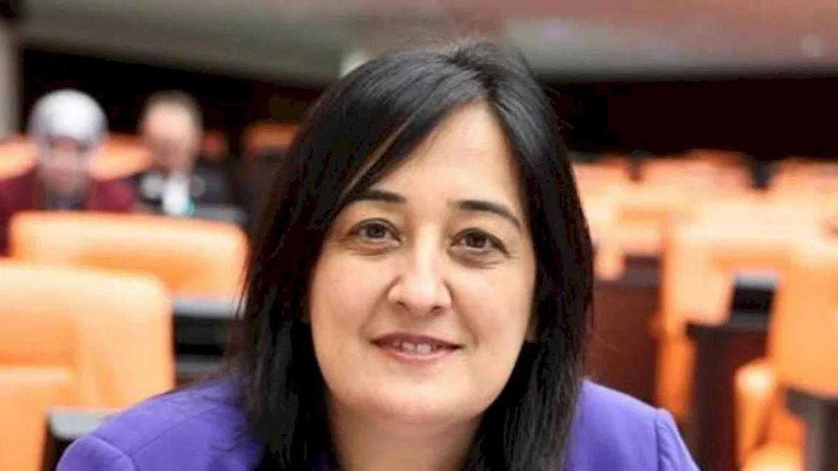 Dünya Kadınlar Günü'nde Emel Gözükara Durmaz'dan önemli mesaj