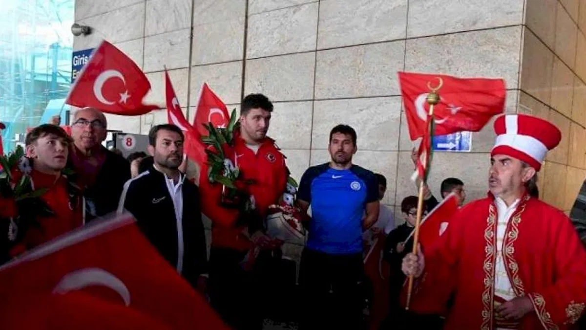 Ankara'nın gururu sporculara coşkulu karşılama