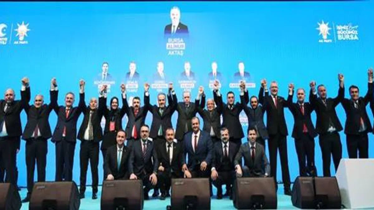 Cumhurbaşkanı Erdoğan, AK Parti Bursa belediye başkan adaylarını açıkladı