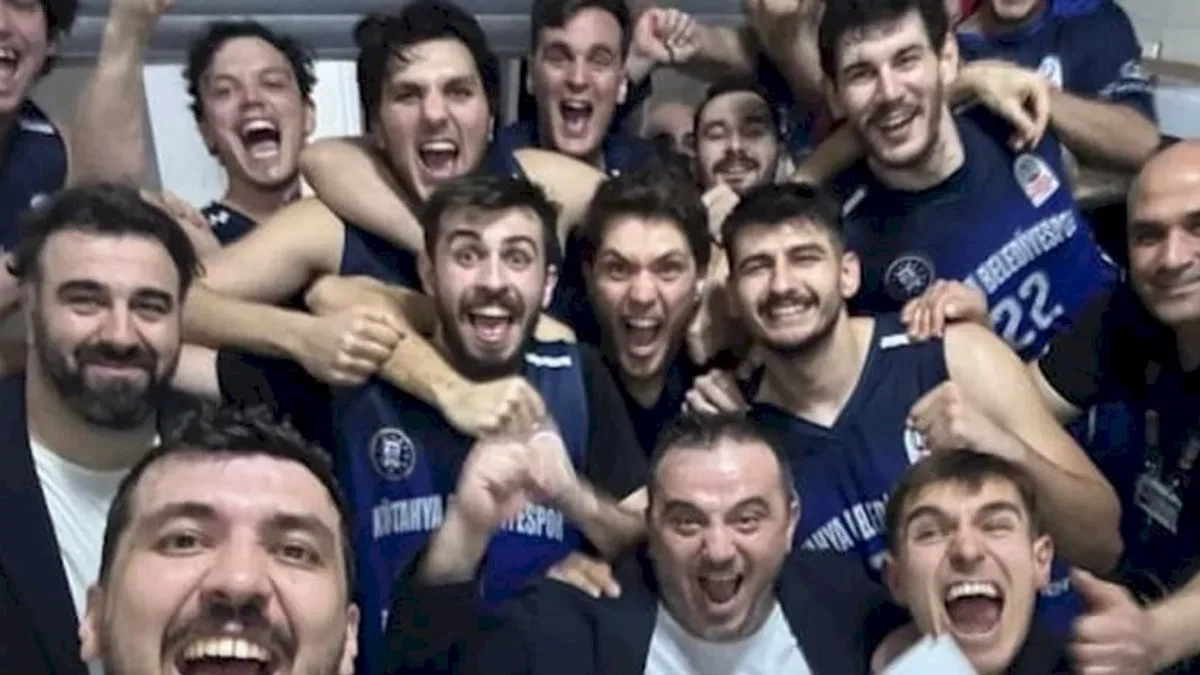 Kütahya Belediyespor çeyrek finale galibiyetle başladı