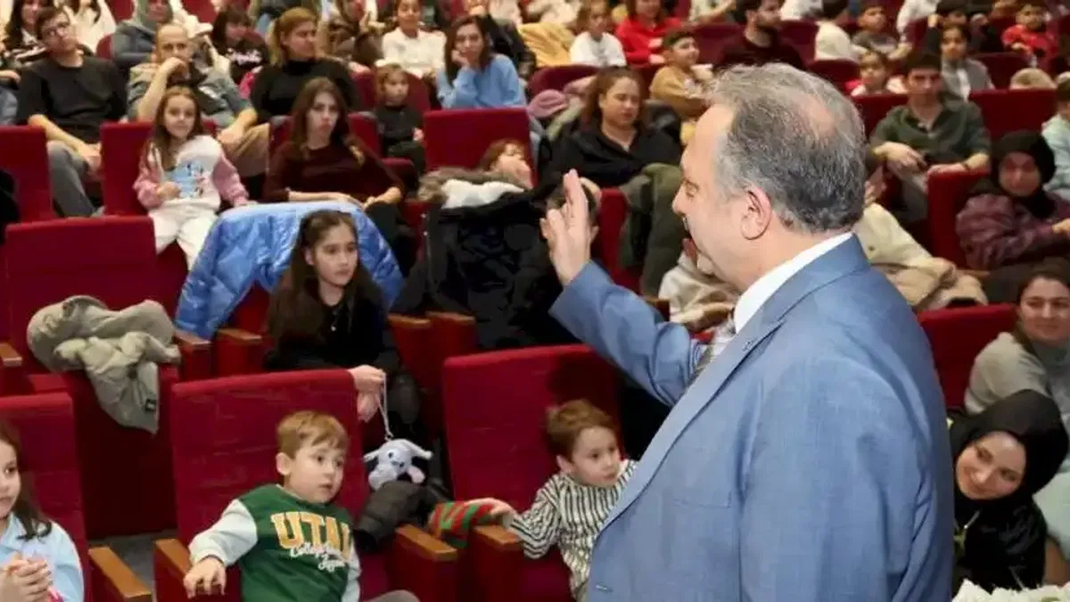 Kayseri Talas'ta karne sevinci tiyatroyla taçlandı