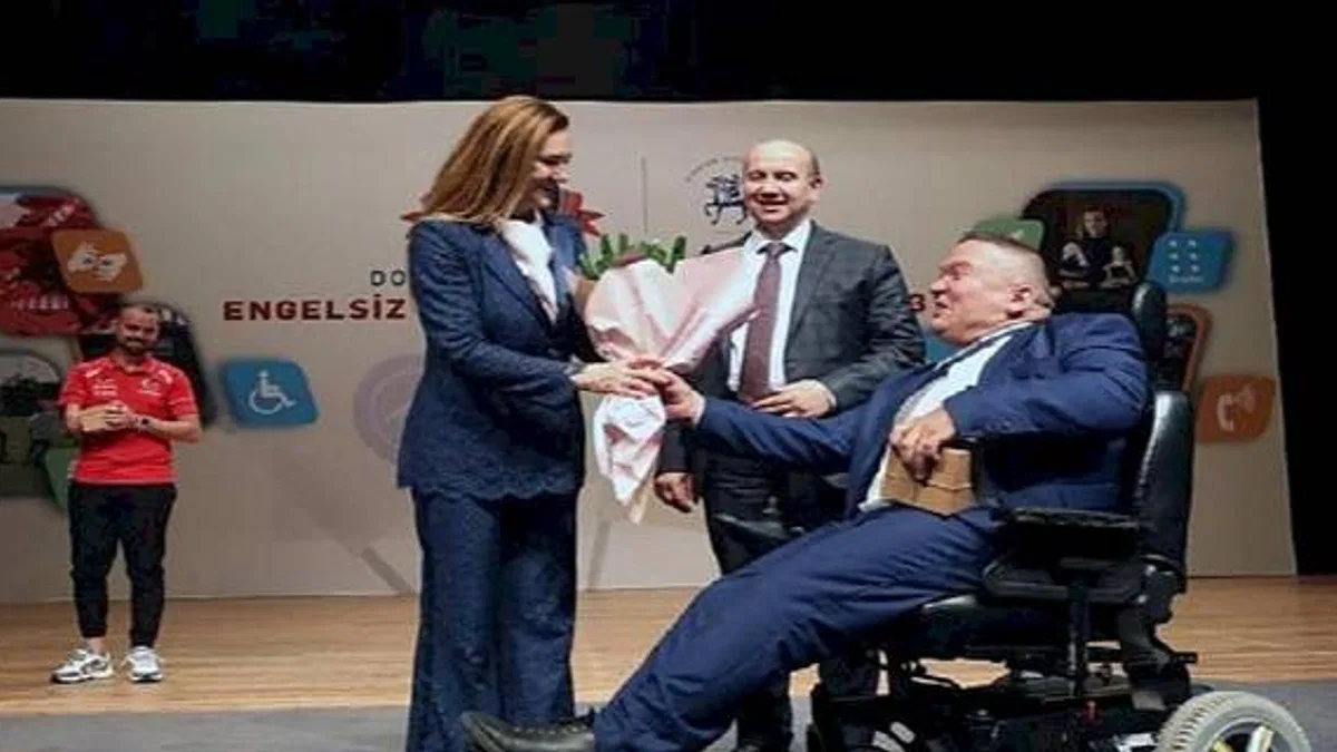 DEÜ'nün Gurur Günü Engelsiz Üniversite Ödül Töreni Yapıldı