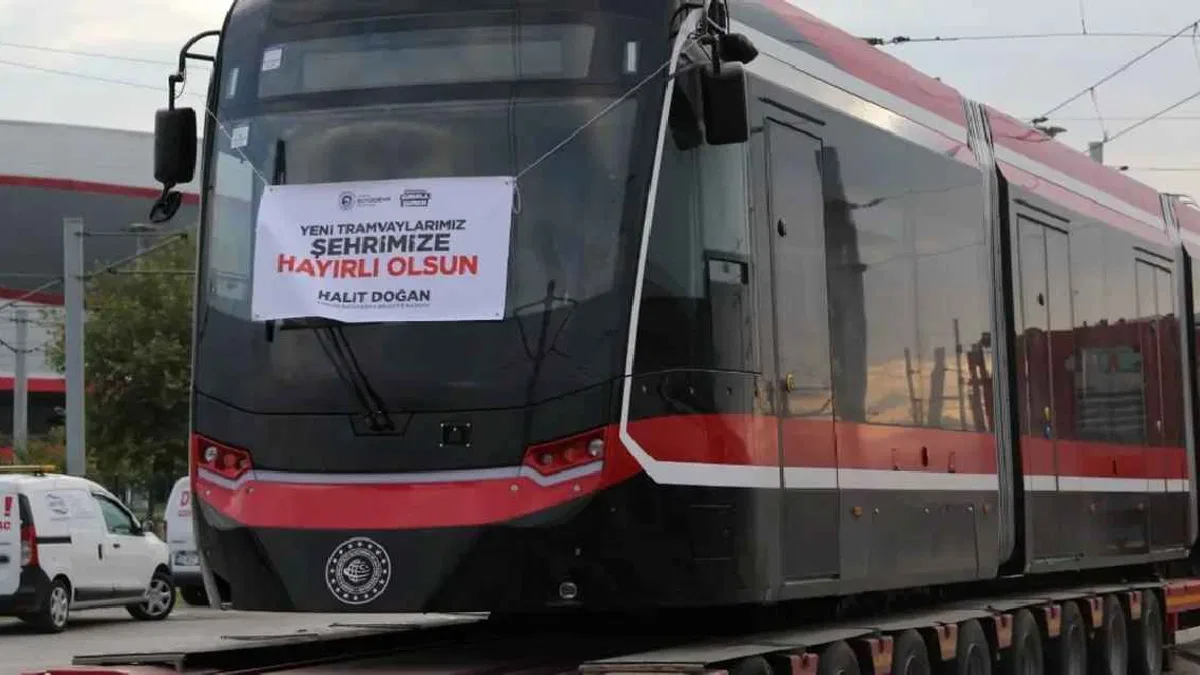 Samsun’da raylı sistem filosu güçleniyor