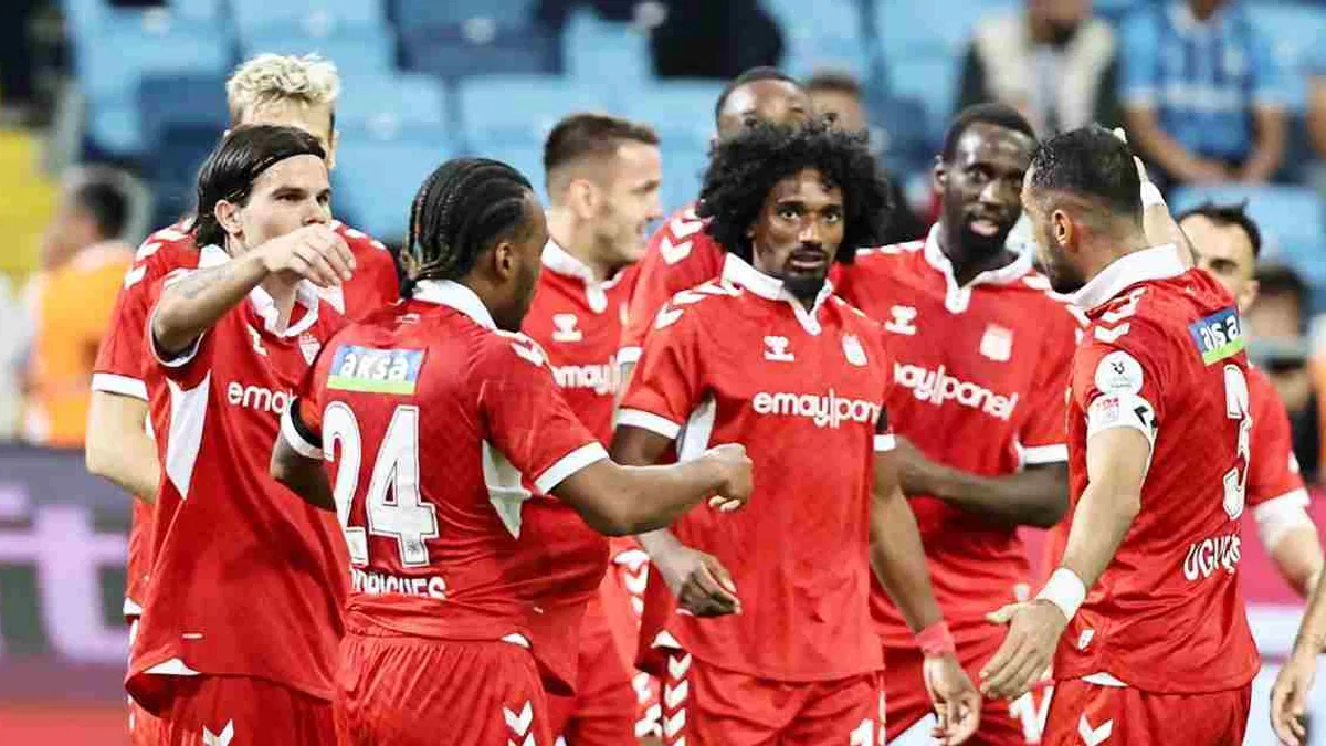 Adana Demirspor 2-4  Net Global Sivasspor (Maç Sonucu) Sivas geriden gelerek kazandı!