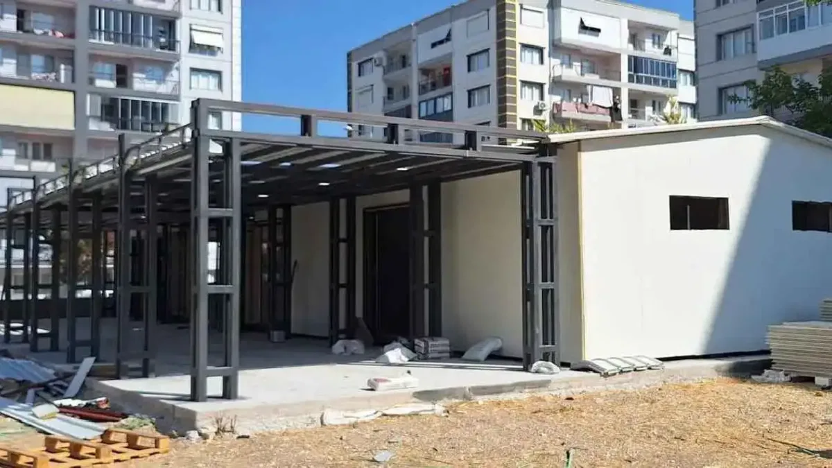 Buca'nın iki yeni taziye evinde sona yaklaşıldı