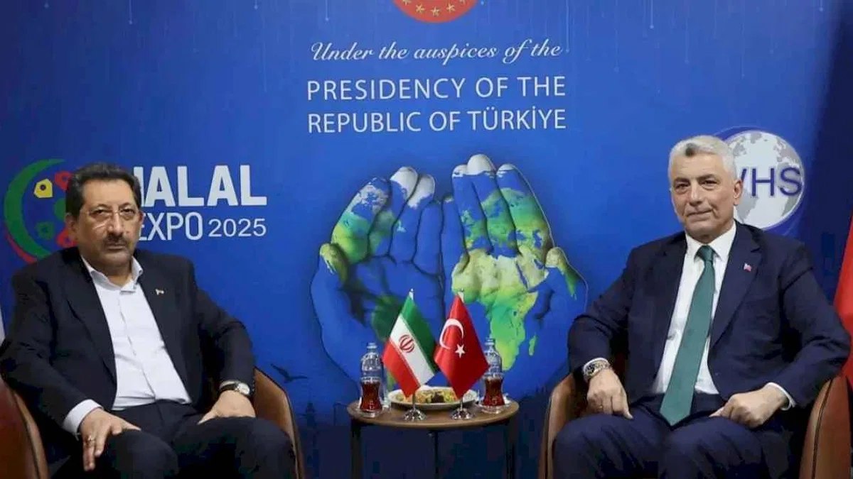 Bakan Bolat, İranlı mevkidaşıyla yeni işbirliklerini görüştü