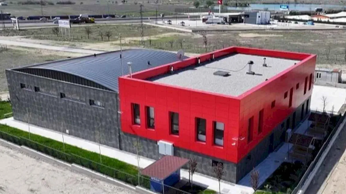 Ankara'da itfaiye ağır genişliyor