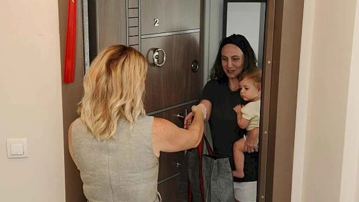 Karşıyaka Belediyesi'nden 'Hoş Geldin Bebek' paketi