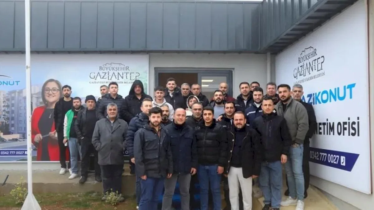 Gaziantep'te OSB çalışanlarına Gazi Konut için yerinde tanıtım