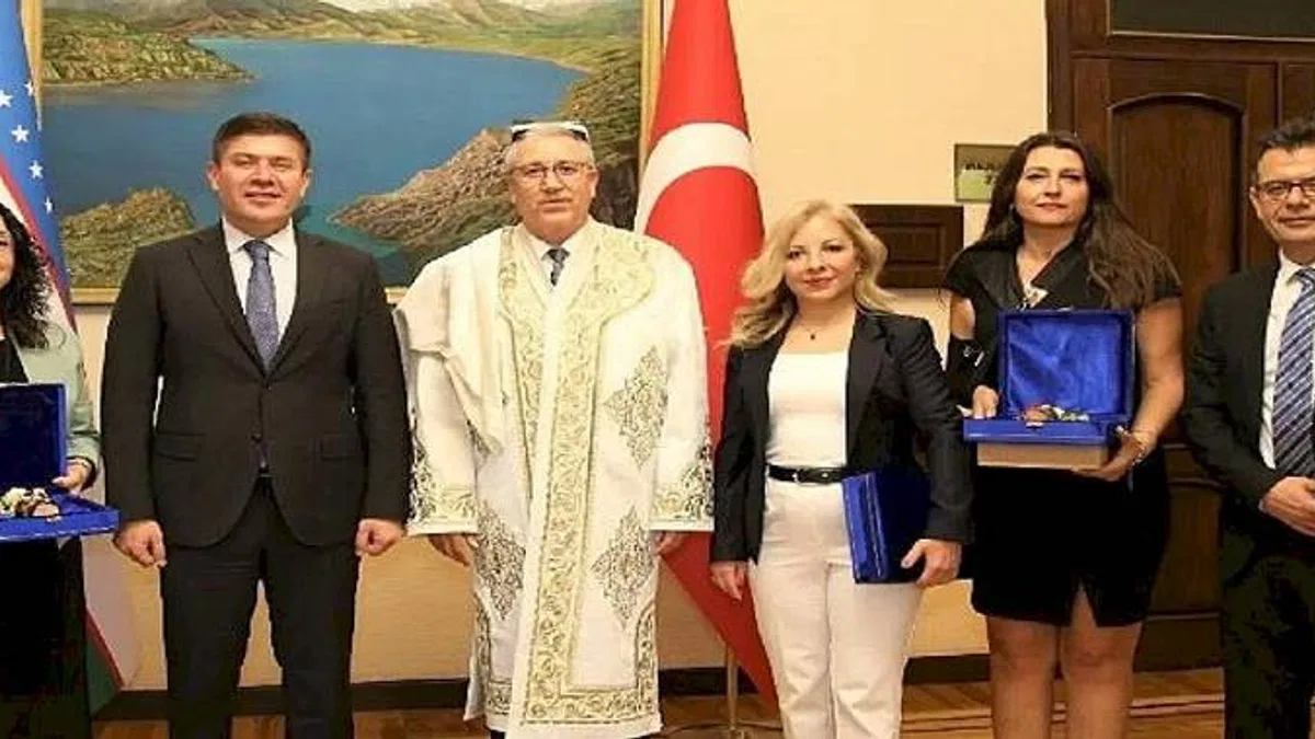 Ege Üniversitesi Heyeti Özbekistan'daki temaslarını sürdürüyor