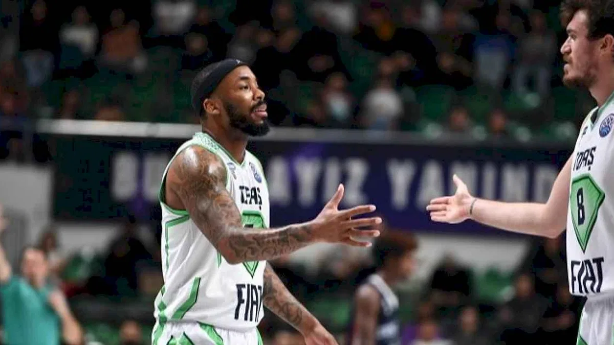TOFAŞ çeyrek final peşinde