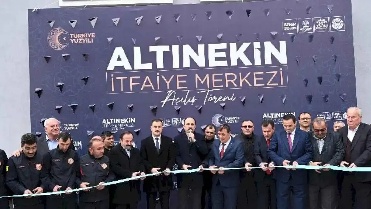 Başkan Altay itfaiye merkezi açılışına katıldı