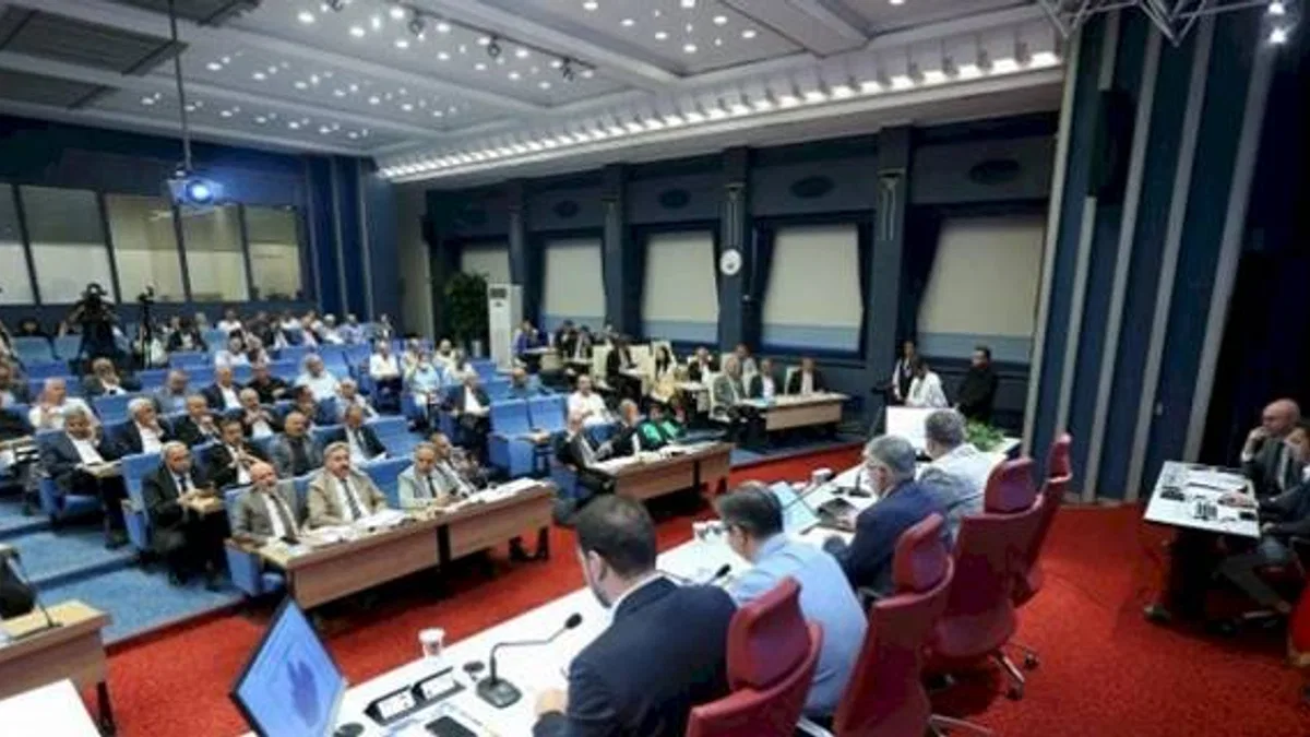Kayseri Büyükşehir Meclisi'nden Özhaseki'ye vefa