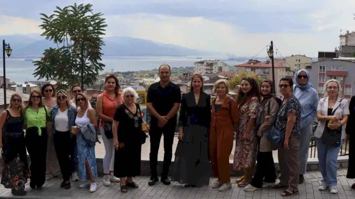 İzmit'te "Kadın Kadına Konak Buluşmaları" başladı