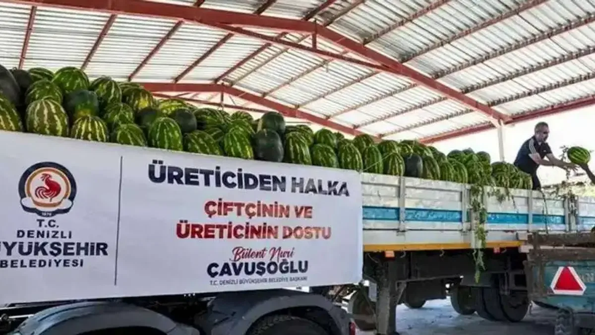 Denizli'de üreticinin imdadına Büyükşehir yetişti