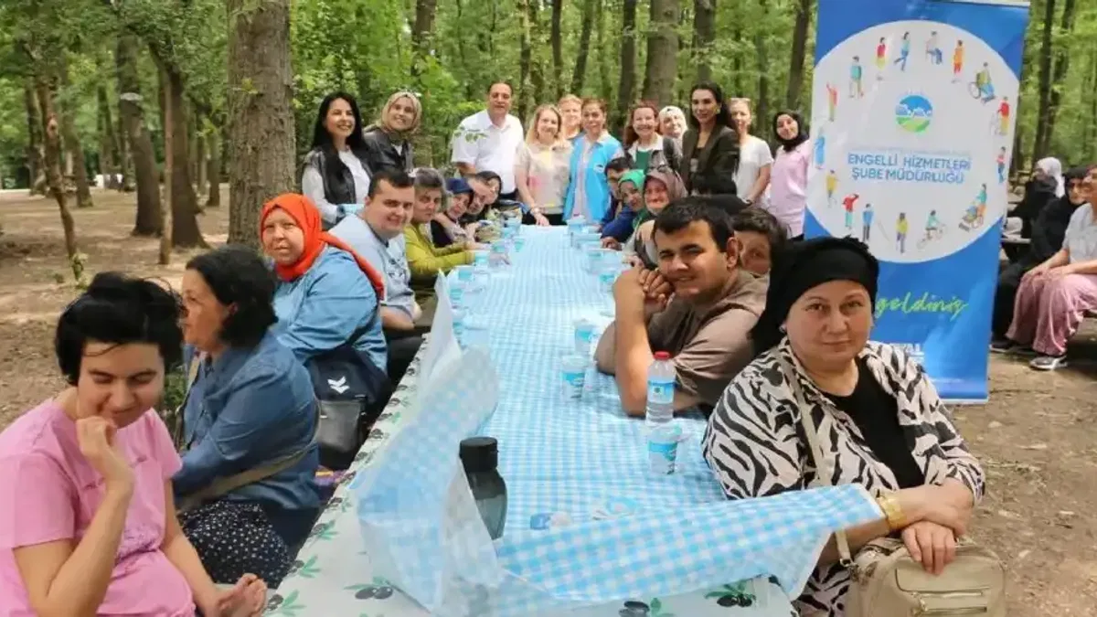 Sakarya'da engelsiz hobi kursiyerleri doğayla buluştu