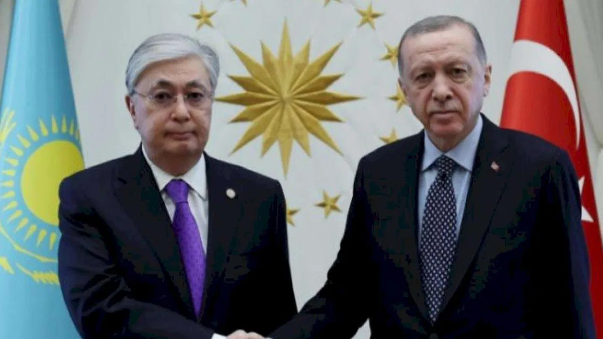 Cumhurbaşkanı Erdoğan Kazakistanlı mevkidaşıyla görüştü