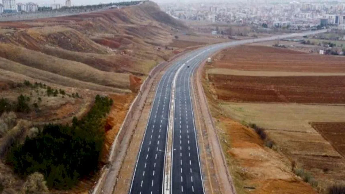 Sivas'ta Alibaba-Kılavuz bağlantı yolu hizmete girdi
