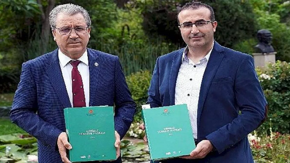 Üç üniversitenin akademisyenlerinin ortak çalışması ile yeni bir lale türü keşfedildi