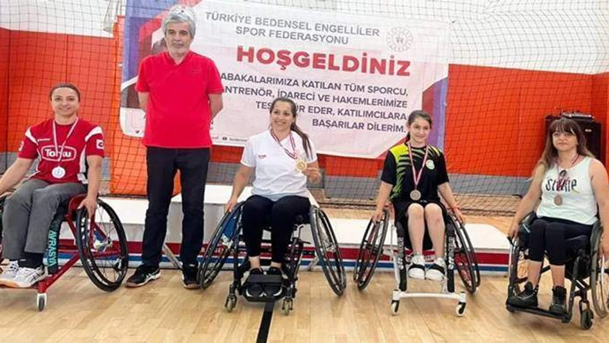 Torku Şekerspor'un Paralimpik Sporcusu Emine Seçkin'den Altın Madalya