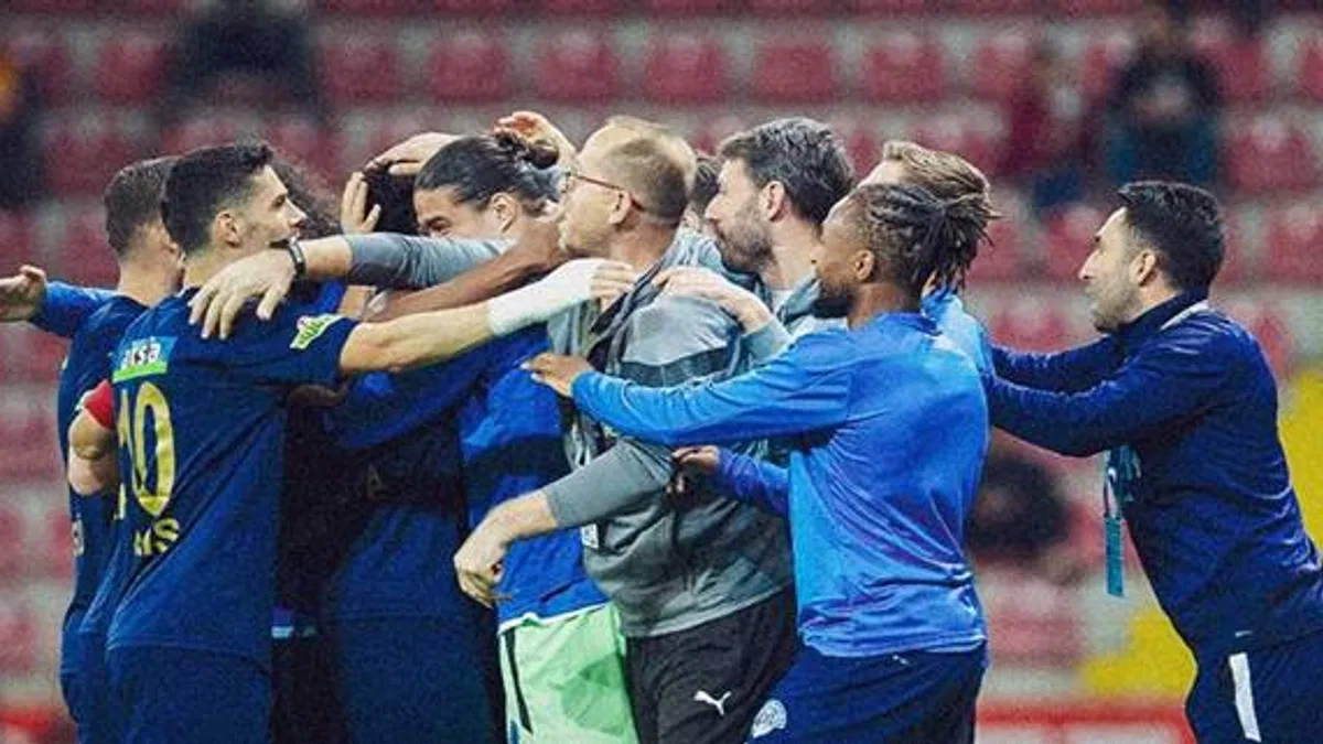 Mondihome Kayserispor 0-2 Kasımpaşa (Maç Sonucu) Paşa'ya Kayseri'de 3 puan!