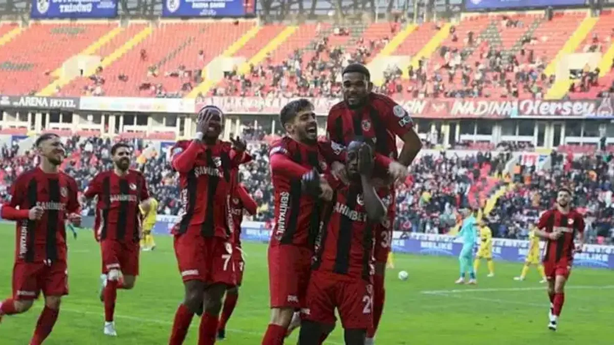 Gaziantep FK 3-1 İkas Eyüpspor (Maç Sonucu) G. Antep evinde hata yapmadı!