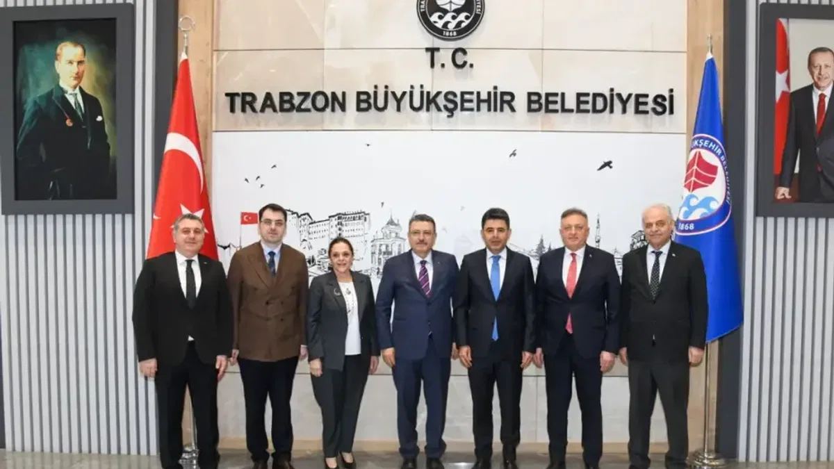 Bakan Yardımcısı Boyraz’dan Trabzon Büyükşehir’e ziyaret