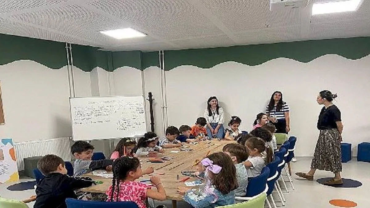 Oyuncak Kütüphanesi Miniklerin Eğlence ve Eğitim Merkezi