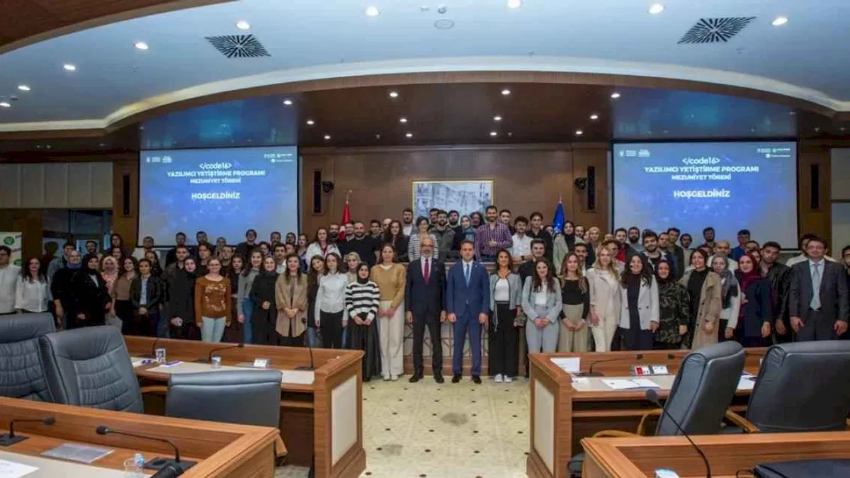 Büyükşehir Akıllı Şehir Akademisi’nde final heyecanı