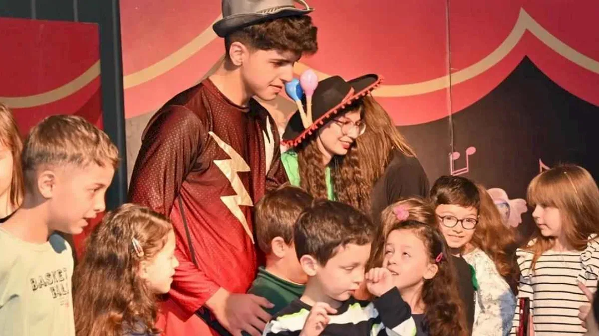 Manisa Büyükşehir’den çocuklara yarıyıl hediyesi