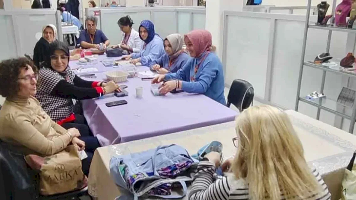 Trabzon Büyükşehir’den bin 811 kursiyere ücretsiz eğitim