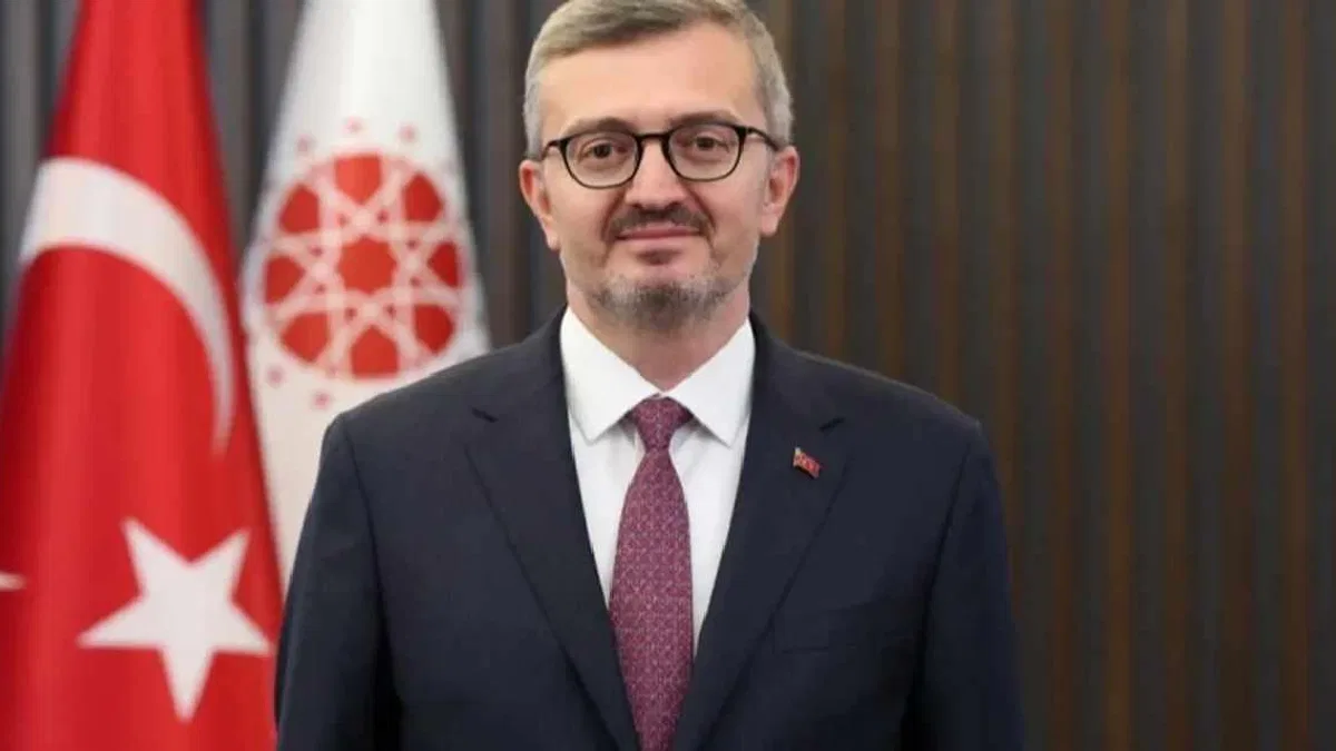 AP’nin Kıbrıs kararına bir tepki de İletişim Başkanı Duran'dan