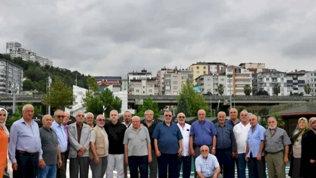 Samsun Büyükşehir’den yaşlılara tatil tadında kamp