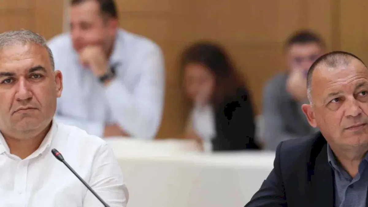Şile Belediyesi'nin tutuklu CHP'li meclis üyeleri istifa etti!