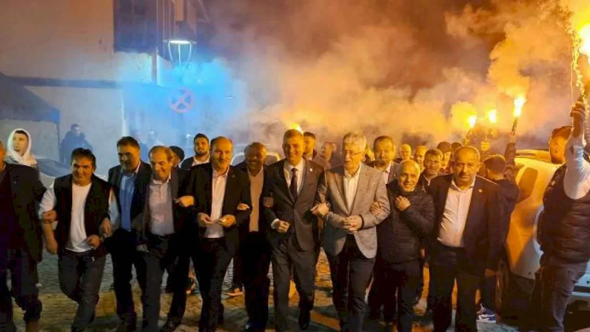 Ali Yıldırım Sezer’den gövde gösterisi