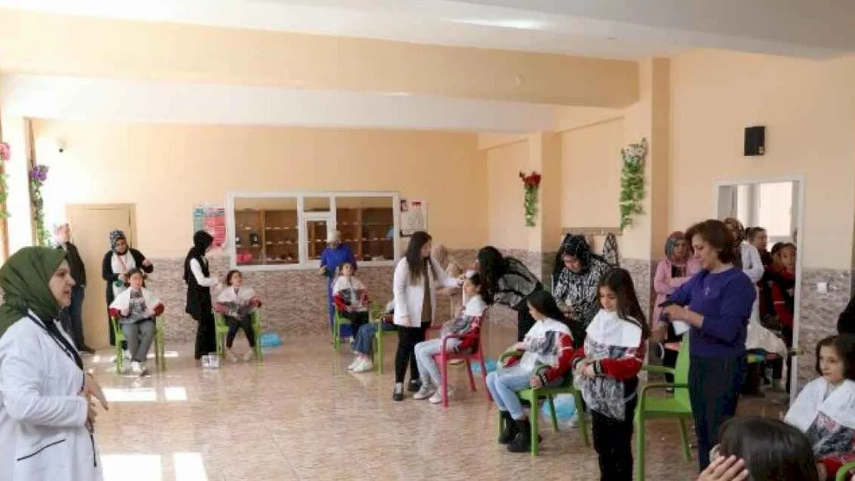 Ortaokul öğrencilerine hijyenin önemi anlatıldı