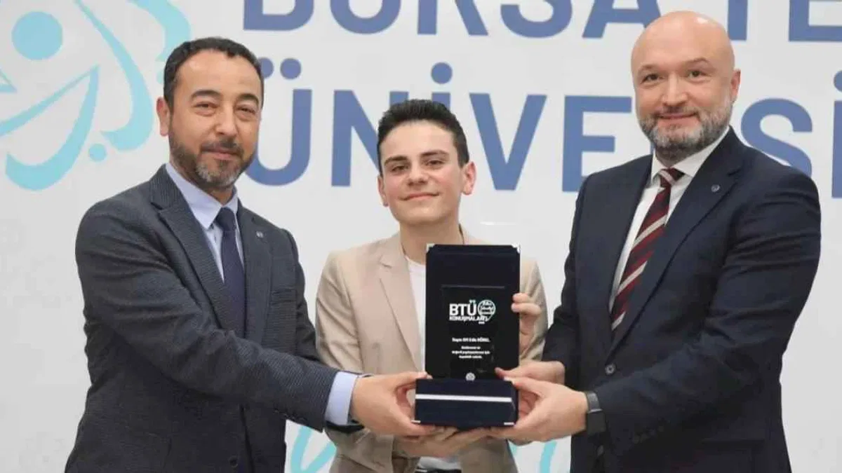 BTÜ’de A Milli Satranççı Ediz Gürel: Hedefim dünya şampiyonluğu