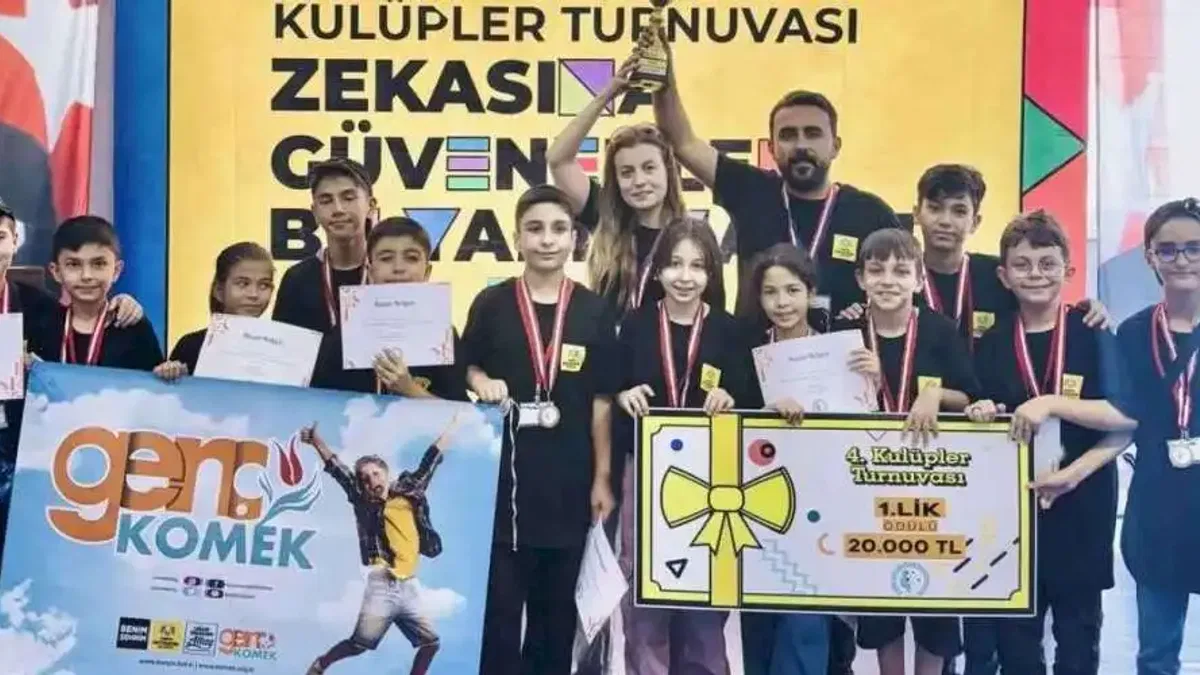 Genç KOMEK öğrencilerinden zeka arenasında büyük zafer