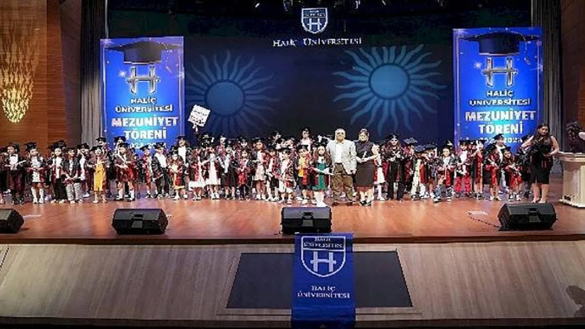 Haliç Üniversitesi Sürekli Eğitim Merkezi bünyesindeki Kids Academy başarılı bir eğitim yılını geride bıraktı
