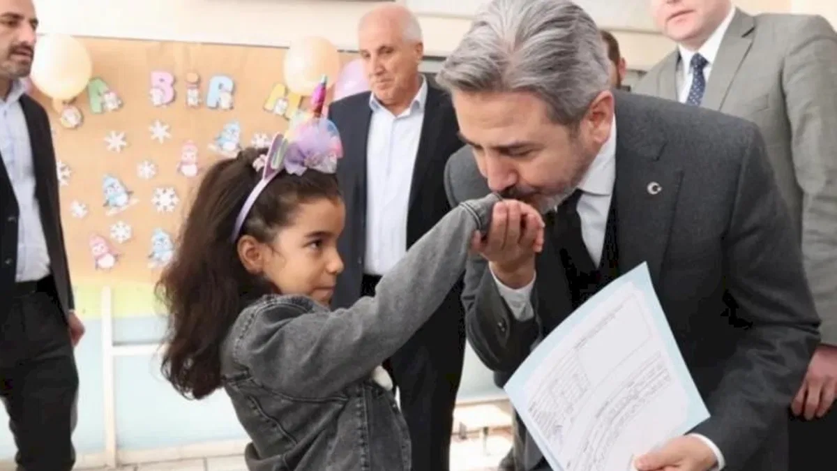 Bakan Yardımcısı Ahmet Aydın Adıyaman’da gönüllere dokundu